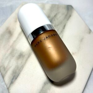 Marc Jacobs Dew Drops coconut gel Highlighter; Color: Tantalize